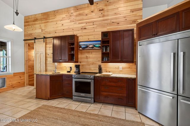 301 Prentiss Road, Pass Christian, MS 39571