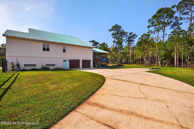 301 Prentiss Road, Pass Christian, MS 39571
