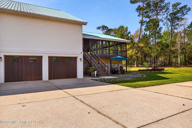 301 Prentiss Road, Pass Christian, MS 39571