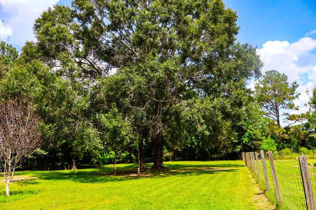 14616 Fm 787 Road W, Cleveland, TX 77327