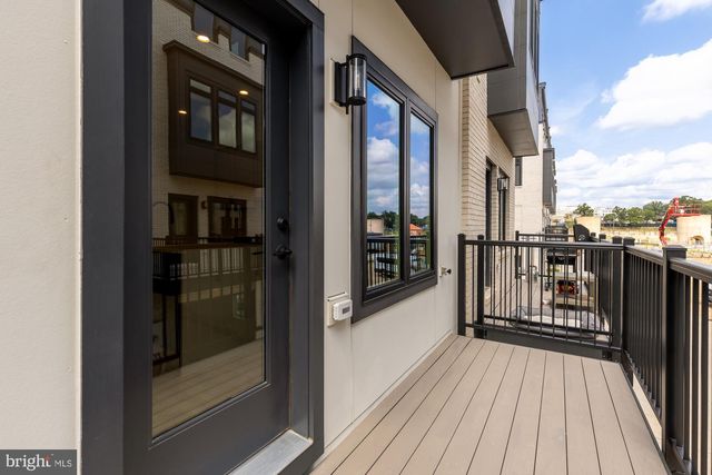 2615 OLMSTED CT NW, Washington, DC 20001