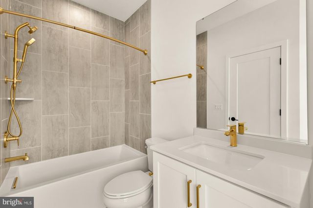 2615 OLMSTED CT NW, Washington, DC 20001