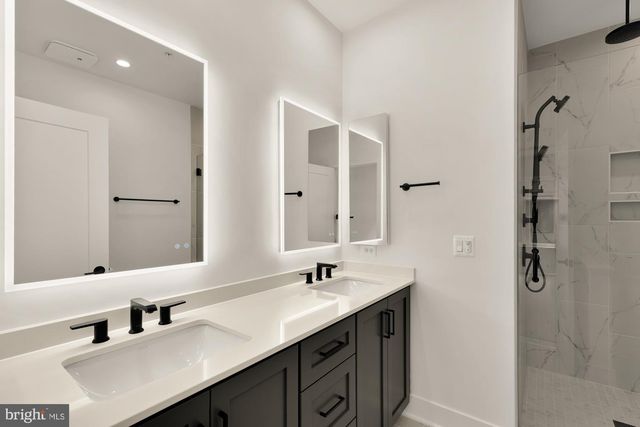2615 OLMSTED CT NW, Washington, DC 20001