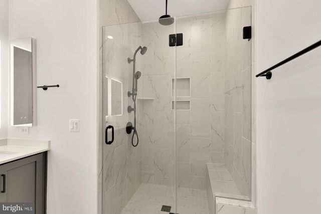 2615 OLMSTED CT NW, Washington, DC 20001