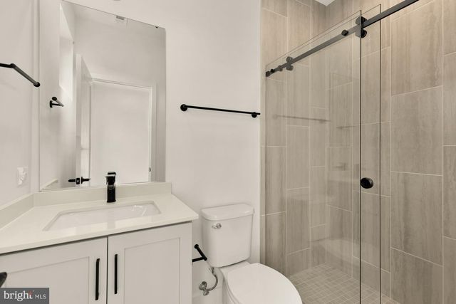 2615 OLMSTED CT NW, Washington, DC 20001