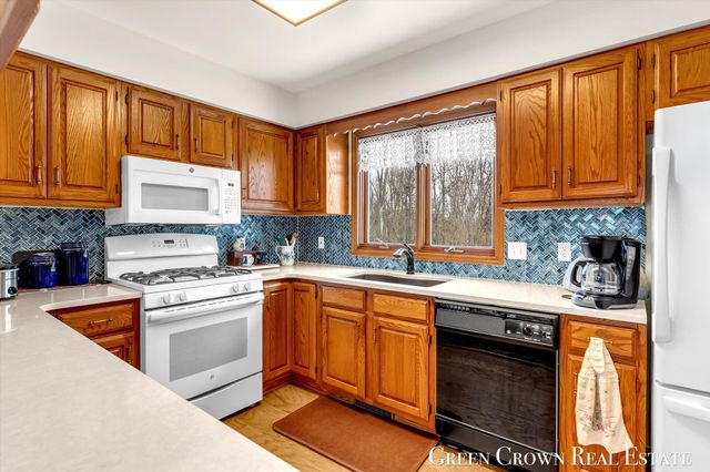 2804 Bridgeside Drive Se, Gaines Twp, MI 49316