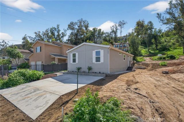 17635 Nelson Avenue, Lake Elsinore, CA 92530