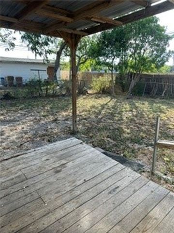 778 Chase Dr, Corpus Christi, TX 78412