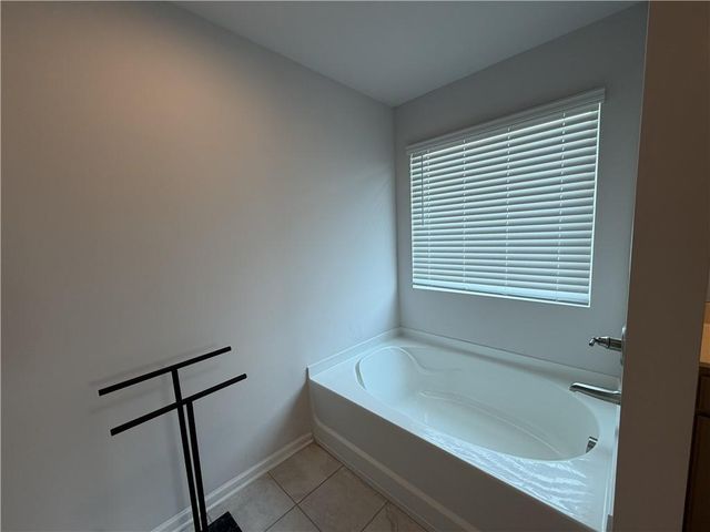 1436 Weeping Tree Drive, Auburn, GA 30011