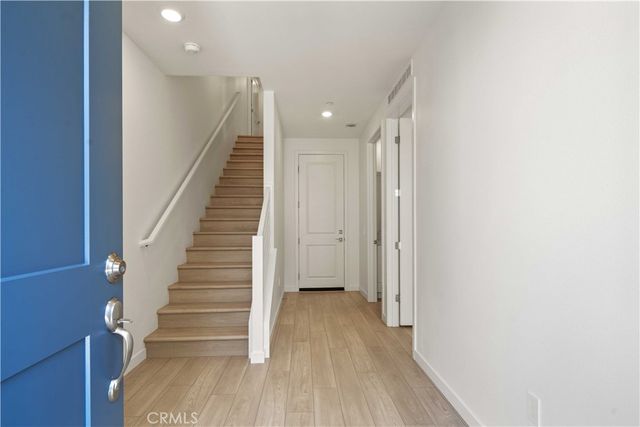 27331 Bear Creek Lane, Valencia, CA 91381