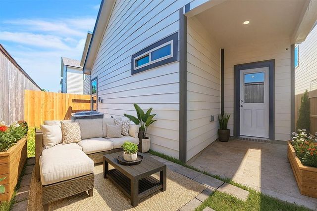 14131 Mellow Pine Court, Houston, TX 77032