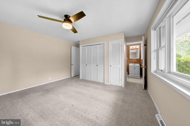 3525 DEVON DR, Falls Church, VA 22042