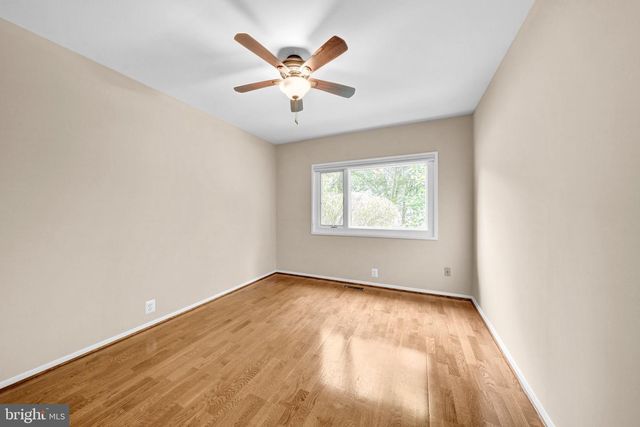 3525 DEVON DR, Falls Church, VA 22042