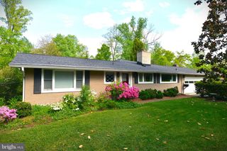 3525 DEVON DR, Falls Church, VA 22042