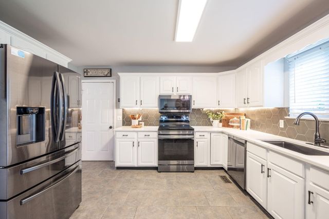 7 Andrew Road, Ringgold, GA 30736