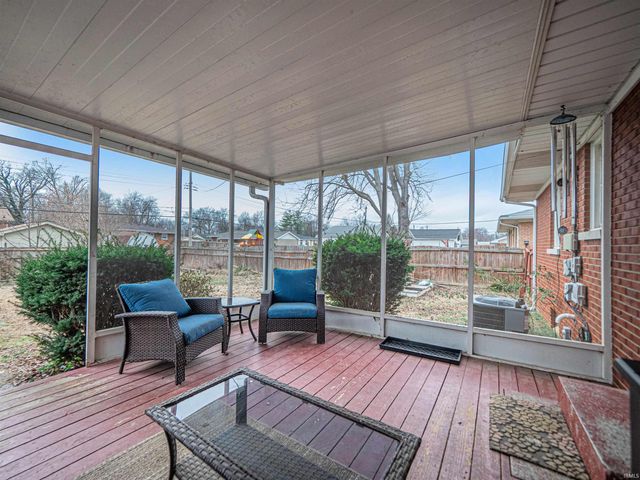 1829 S Parker Drive, Evansville, IN 47714