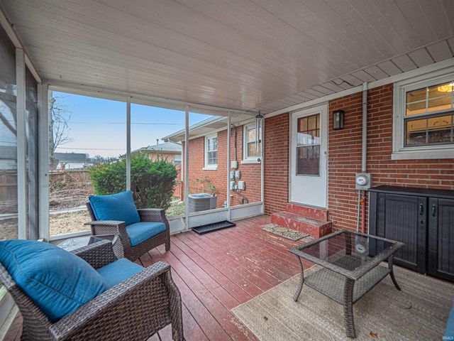 1829 S Parker Drive, Evansville, IN 47714