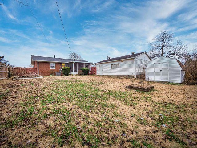 1829 S Parker Drive, Evansville, IN 47714