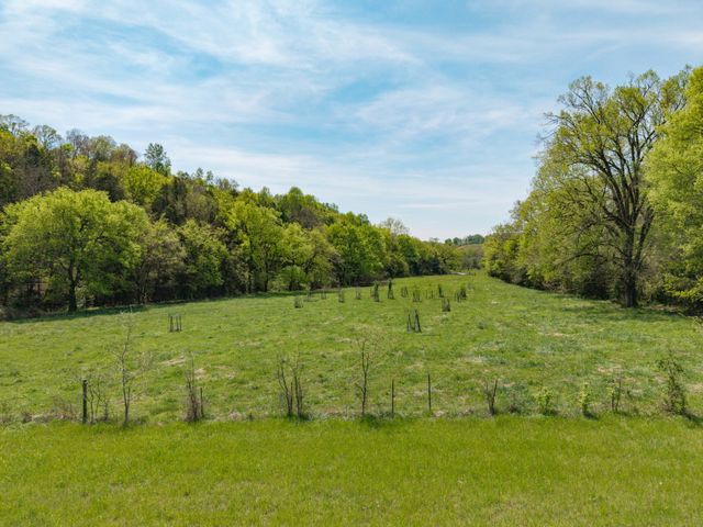 305 Ingram Rd, Pulaski, TN 38478