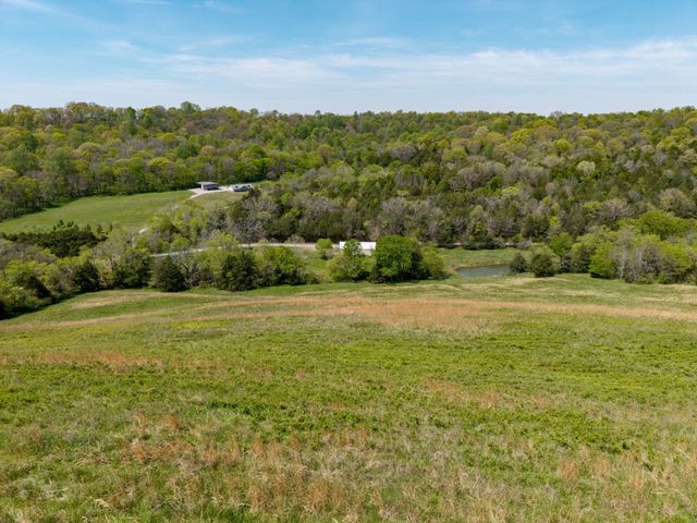 305 Ingram Rd, Pulaski, TN 38478
