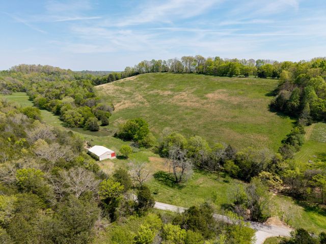 305 Ingram Rd, Pulaski, TN 38478