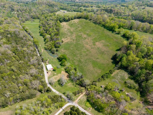 305 Ingram Rd, Pulaski, TN 38478