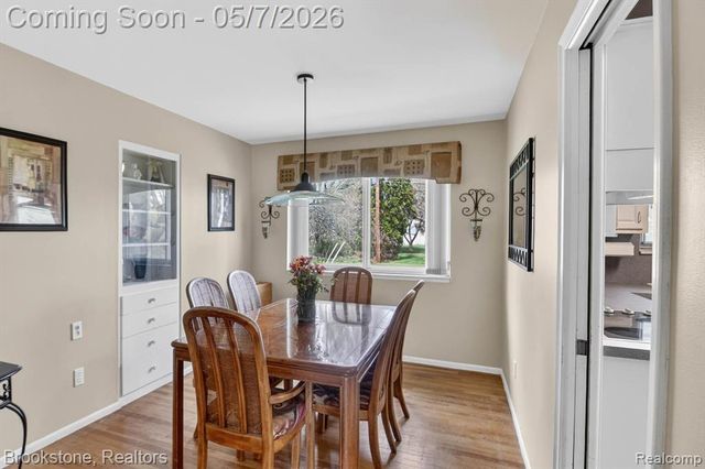 2732 Lacota Road, Waterford, MI 48328