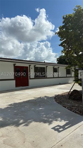 14521 SW 296th St, Homestead, FL 33033