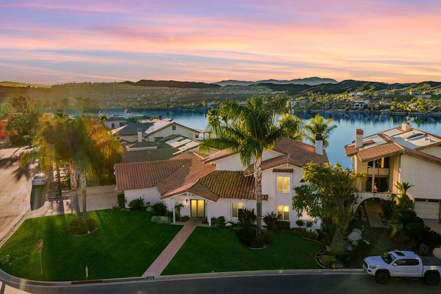 29795 Eagle Point Drive, Canyon Lake, CA 92587