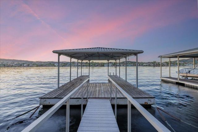 29795 Eagle Point Drive, Canyon Lake, CA 92587