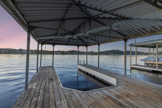 29795 Eagle Point Drive, Canyon Lake, CA 92587