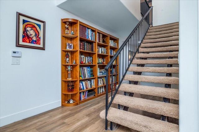 29795 Eagle Point Drive, Canyon Lake, CA 92587