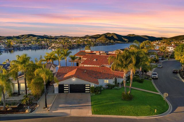 29795 Eagle Point Drive, Canyon Lake, CA 92587