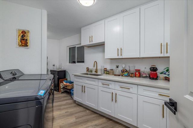 29795 Eagle Point Drive, Canyon Lake, CA 92587