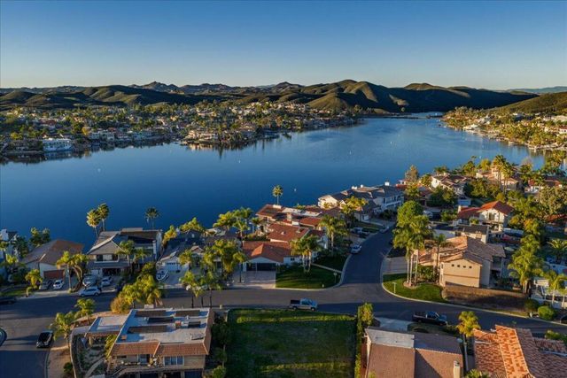 29795 Eagle Point Drive, Canyon Lake, CA 92587