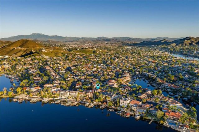 29795 Eagle Point Drive, Canyon Lake, CA 92587