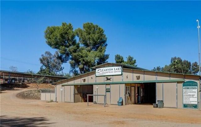 29795 Eagle Point Drive, Canyon Lake, CA 92587