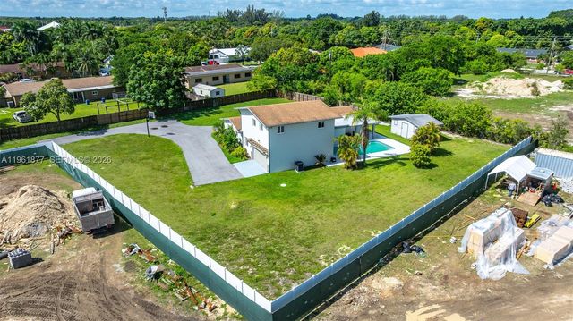 19450 SW 125th Ave, Miami, FL 33177