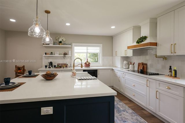 19450 SW 125th Ave, Miami, FL 33177