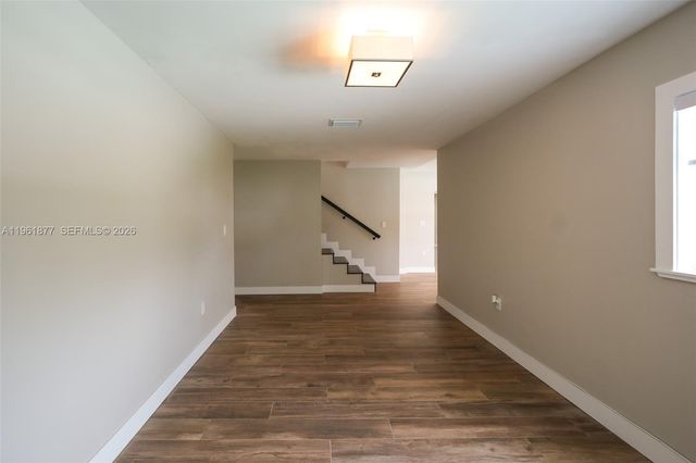 19450 SW 125th Ave, Miami, FL 33177