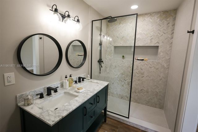 19450 SW 125th Ave, Miami, FL 33177