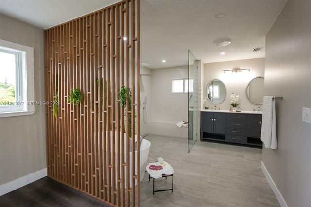 19450 SW 125th Ave, Miami, FL 33177