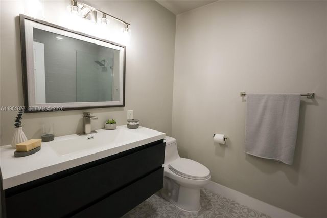 19450 SW 125th Ave, Miami, FL 33177