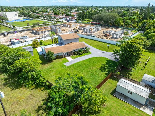 19450 SW 125th Ave, Miami, FL 33177