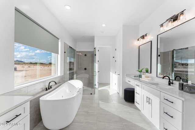 2648 W Silverdale Road, Queen Creek, AZ 85144