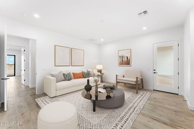 2648 W Silverdale Road, Queen Creek, AZ 85144