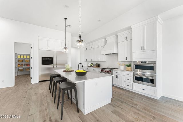 2648 W Silverdale Road, Queen Creek, AZ 85144