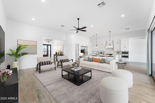 2648 W Silverdale Road, Queen Creek, AZ 85144