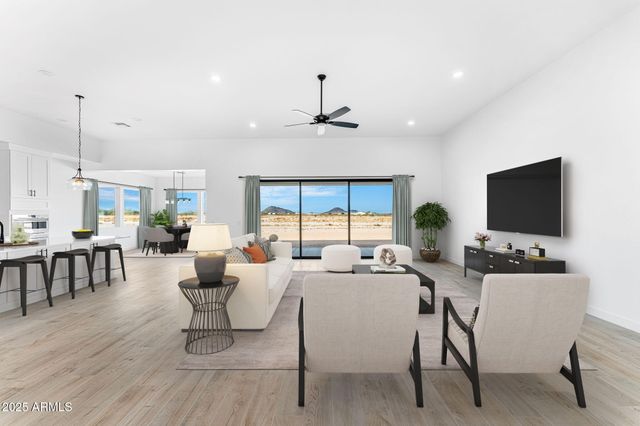 2648 W Silverdale Road, Queen Creek, AZ 85144