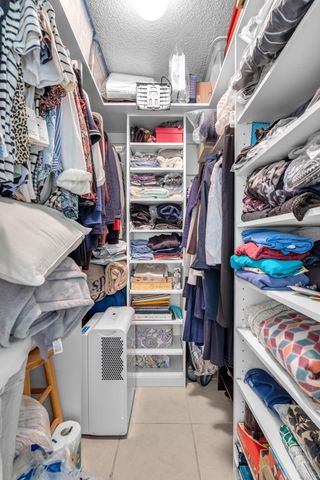 1735 W 60th Street M307, Hialeah, FL 33012